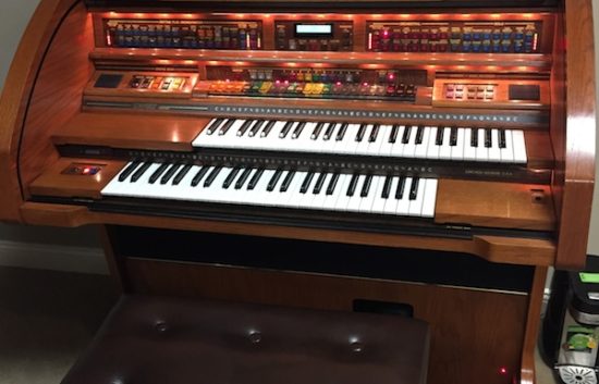 Lowrey Century Organ