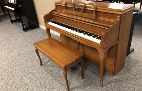 Fischer Console Piano