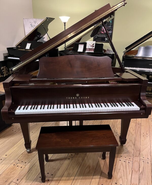 Young Chang G150 baby grand piano - Used - Piano & Organ Center