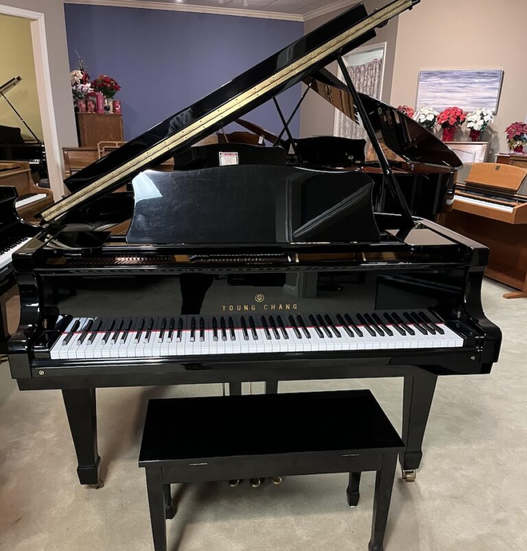 Young Chang Grand Piano - Used - Piano & Organ Center