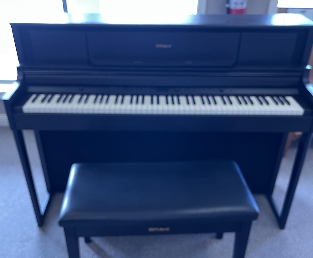 Roland LX705